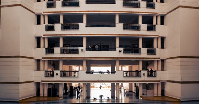 Comprehensive Guide to UAE Scholarships for International Students